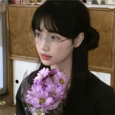 新闻女人